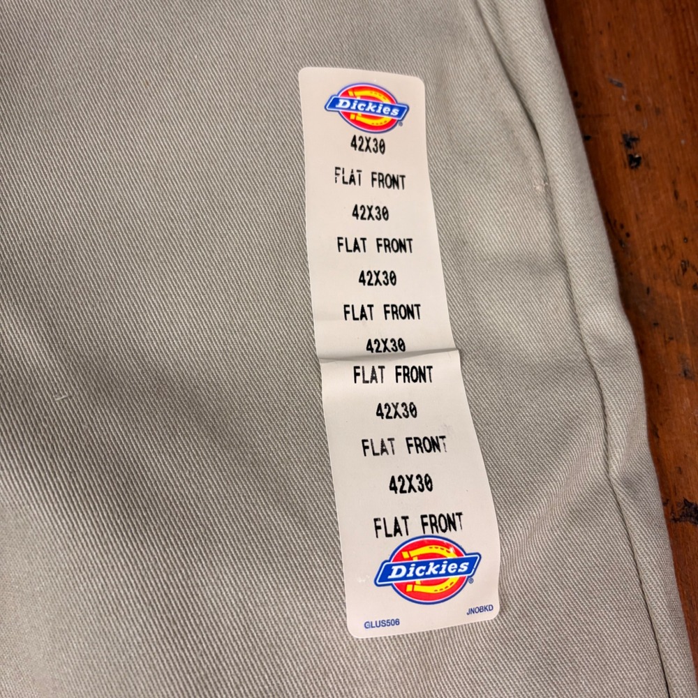 Dickies 874 Original Fit‎ Work Pants Mens 42x30 Khaki Tan Chino NWT Scotchguard - Picture 3 of 9